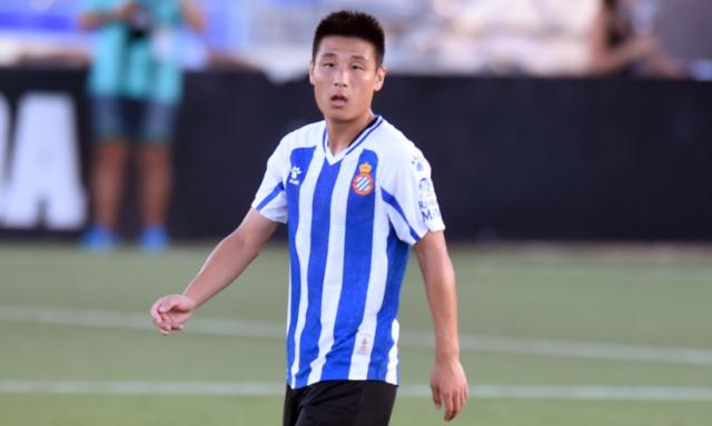 开云体育下载官网-武磊叒丢单刀！西甲进球荒533天 队友主帅表达不满