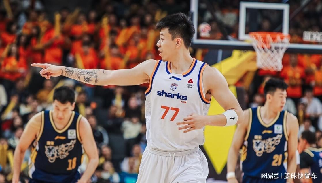 开云体育下载网址-广东再战上海被央视无视！11冠王恐遭三双：CBA季中杯冲冠悬了？